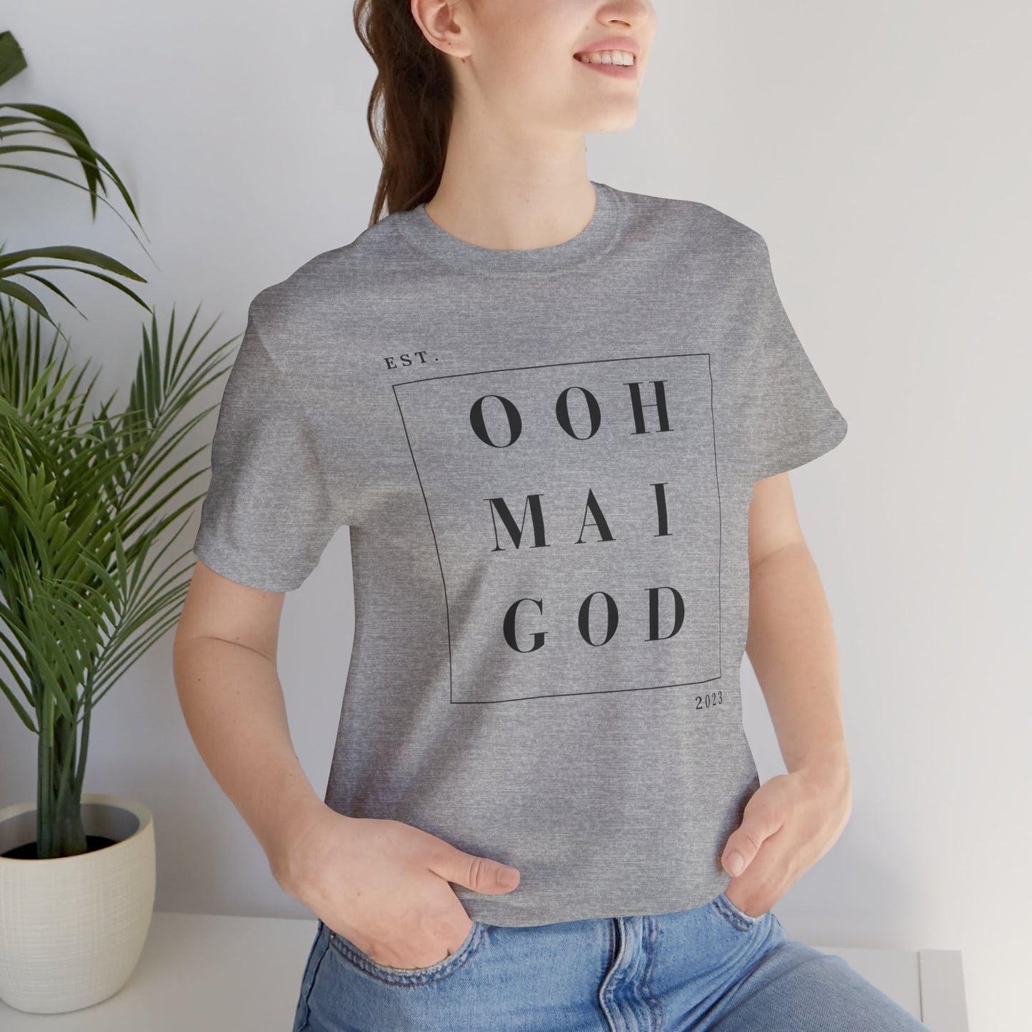 Ooh Mai God™ Unisex Short Sleeve Tee