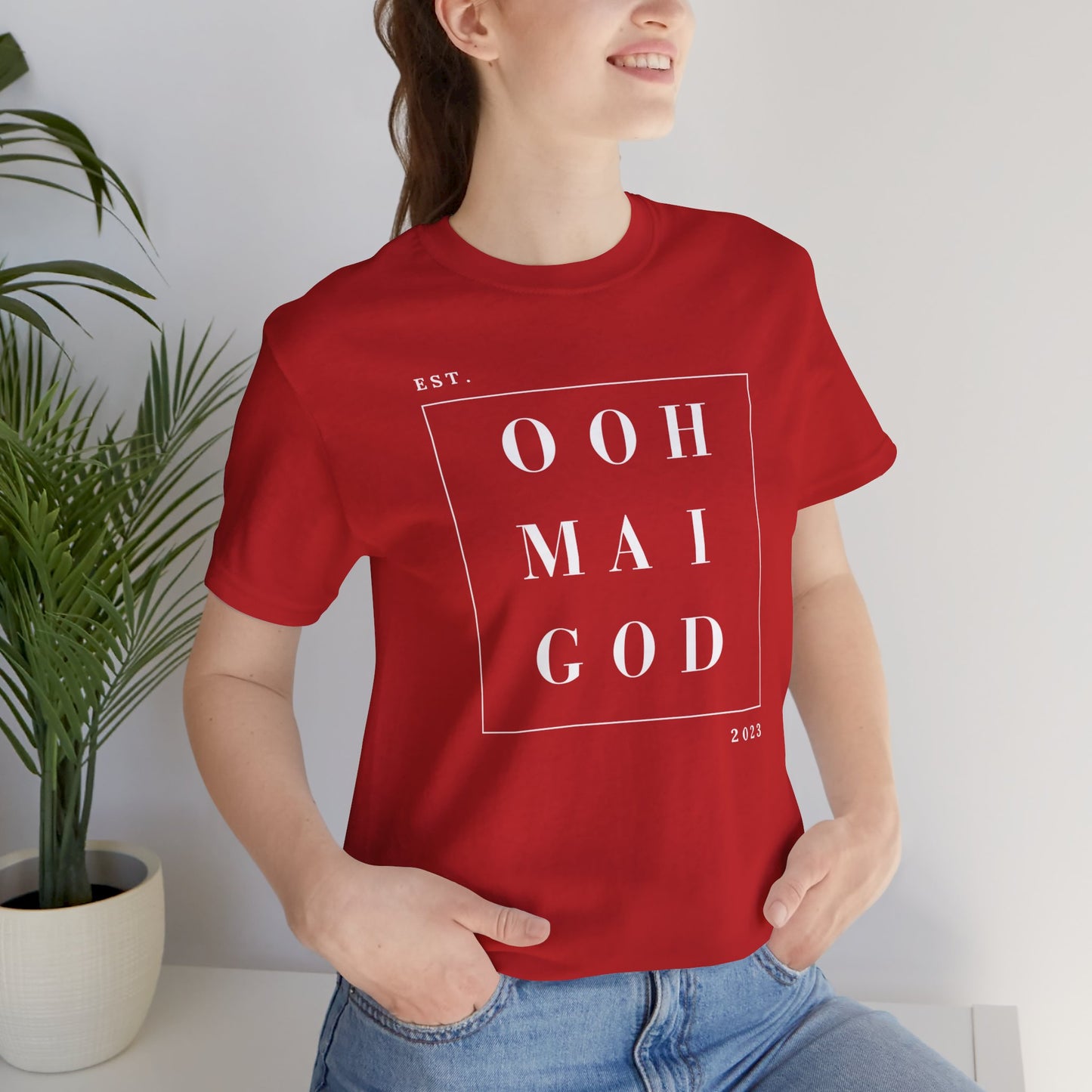 Ooh Mai God™ Unisex Short Sleeve Tee